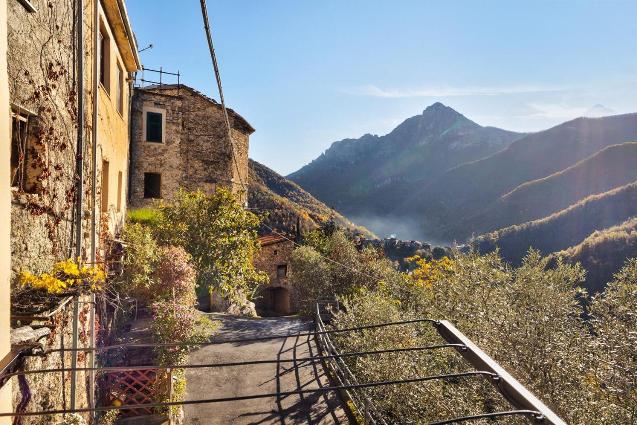 Agriturismo U'Spigu Nonna Annetta Nasino Kültér fotó